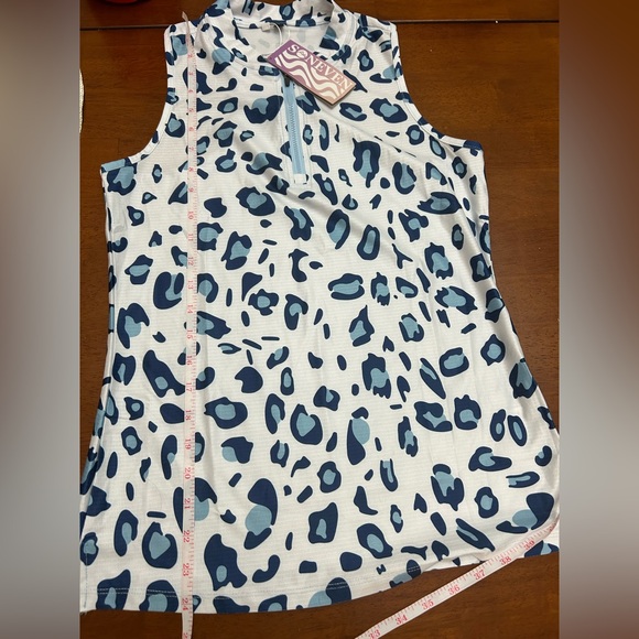 Soneven Women's Sleeveless Golf Shirts Printed Moisture Wicking V Neck

#18 - Picture 5 of 5